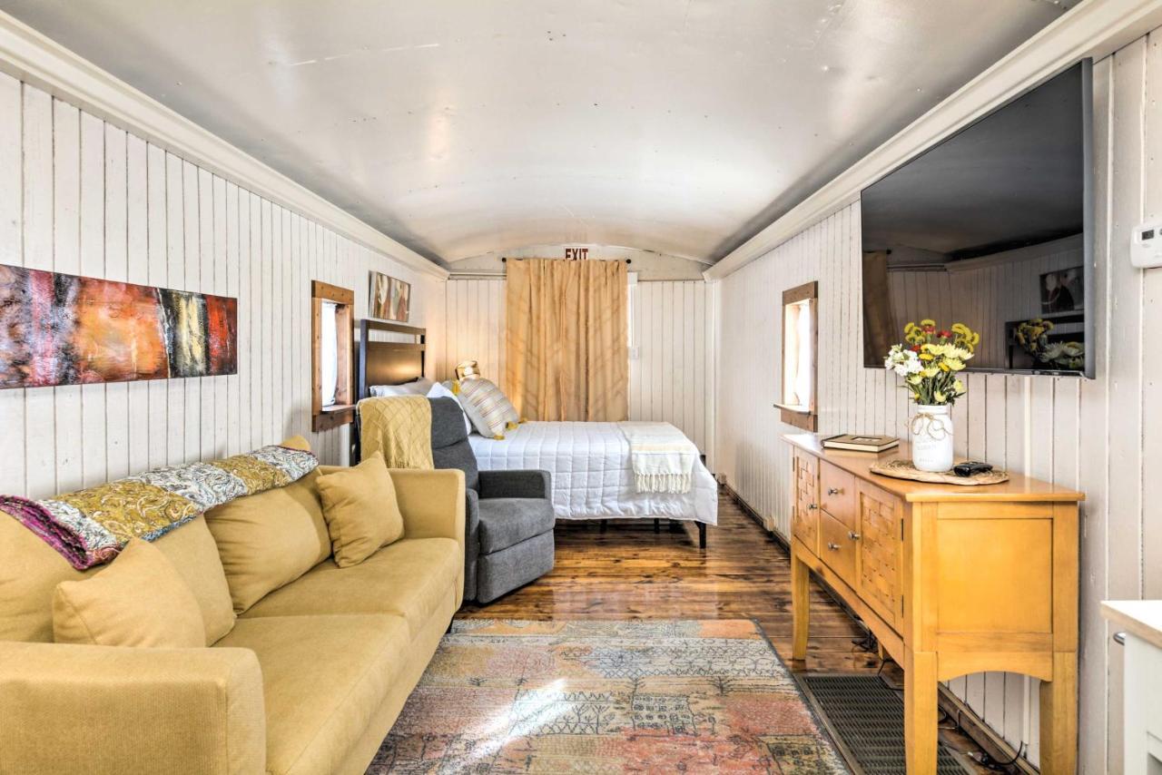 Unique Joplin Gem Converted Train Car Studio Eksteriør billede