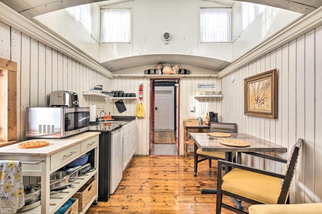 Unique Joplin Gem Converted Train Car Studio Eksteriør billede
